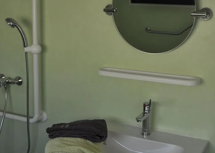 Maison Pmr Avec Terrasse - 6 Pers - Api-1-52-1724 *